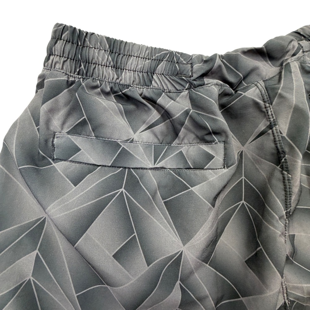 Born Primitive Athletic Shorts Small Grey Geometric Shard Print Performance Gym - Picture 3 of 11